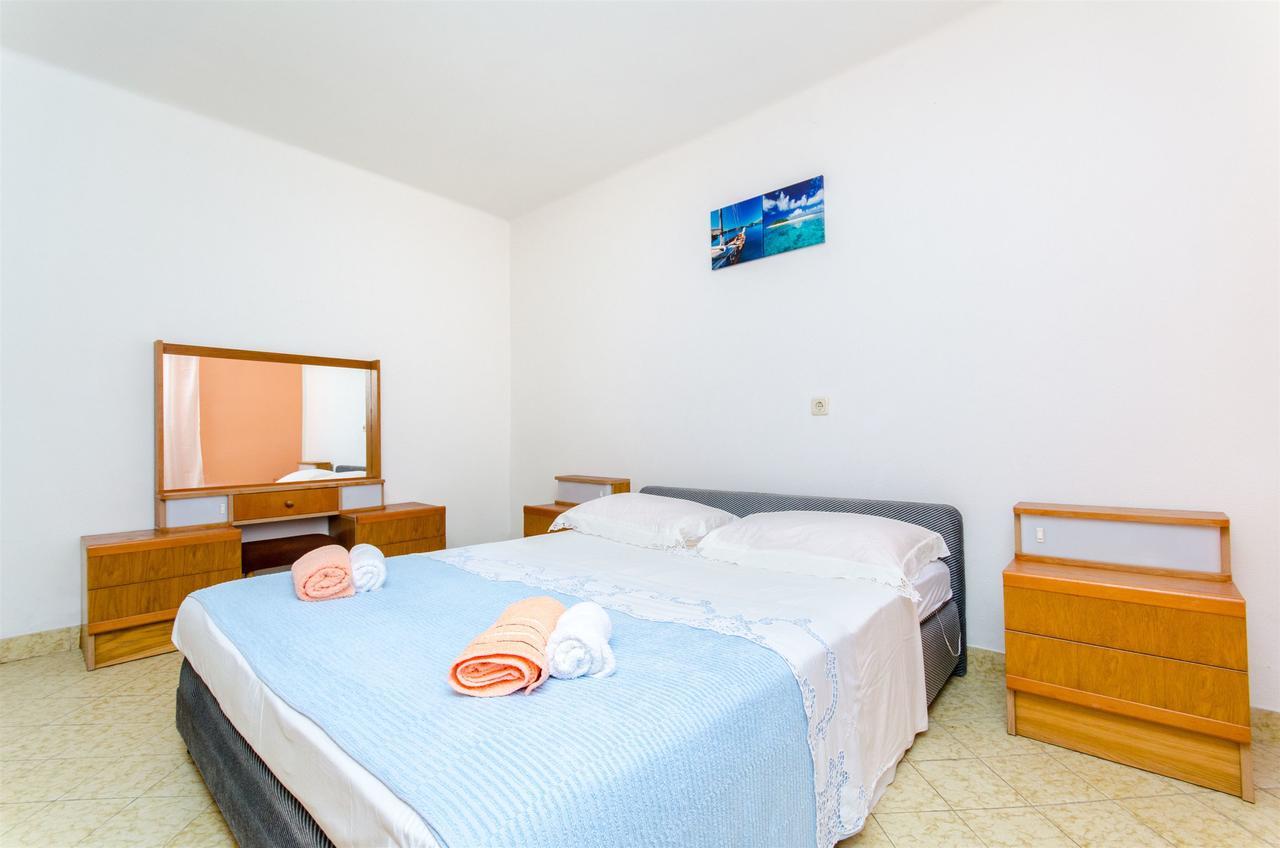 Apartments Mateo Baška Voda Extérieur photo