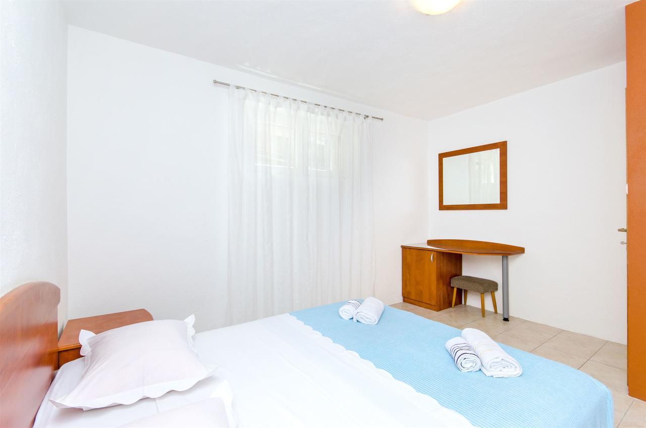 Apartments Mateo Baška Voda Extérieur photo