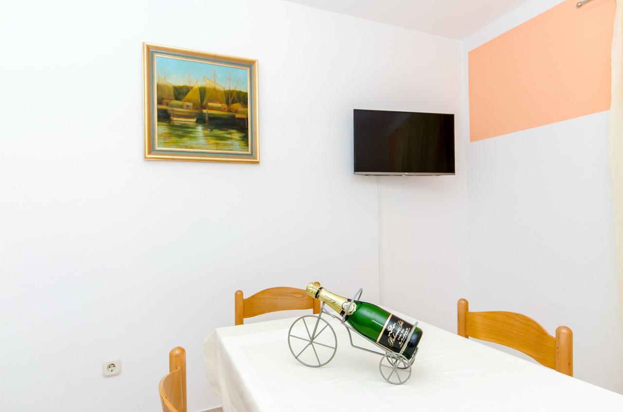 Apartments Mateo Baška Voda Extérieur photo