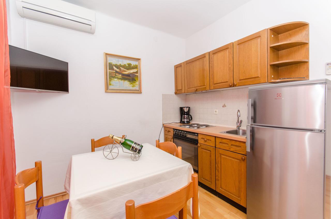 Apartments Mateo Baška Voda Extérieur photo