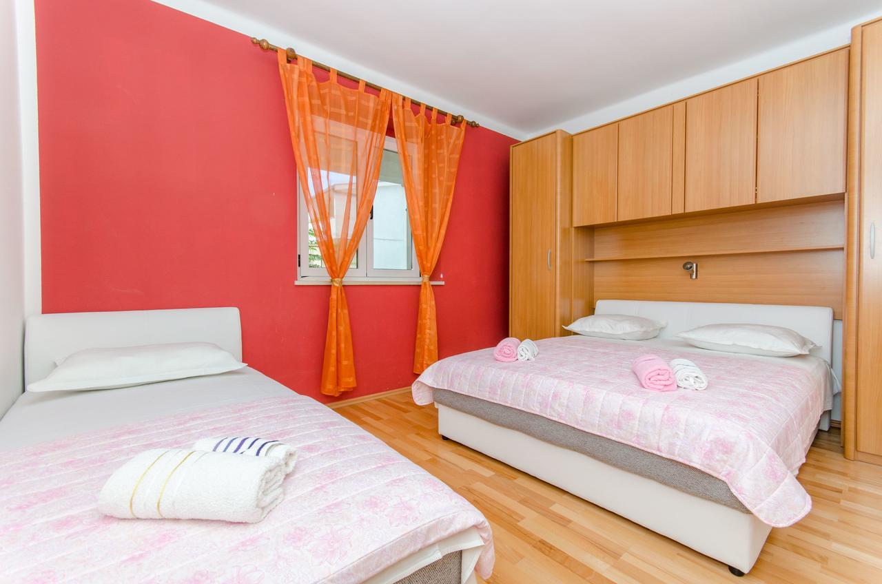 Apartments Mateo Baška Voda Extérieur photo