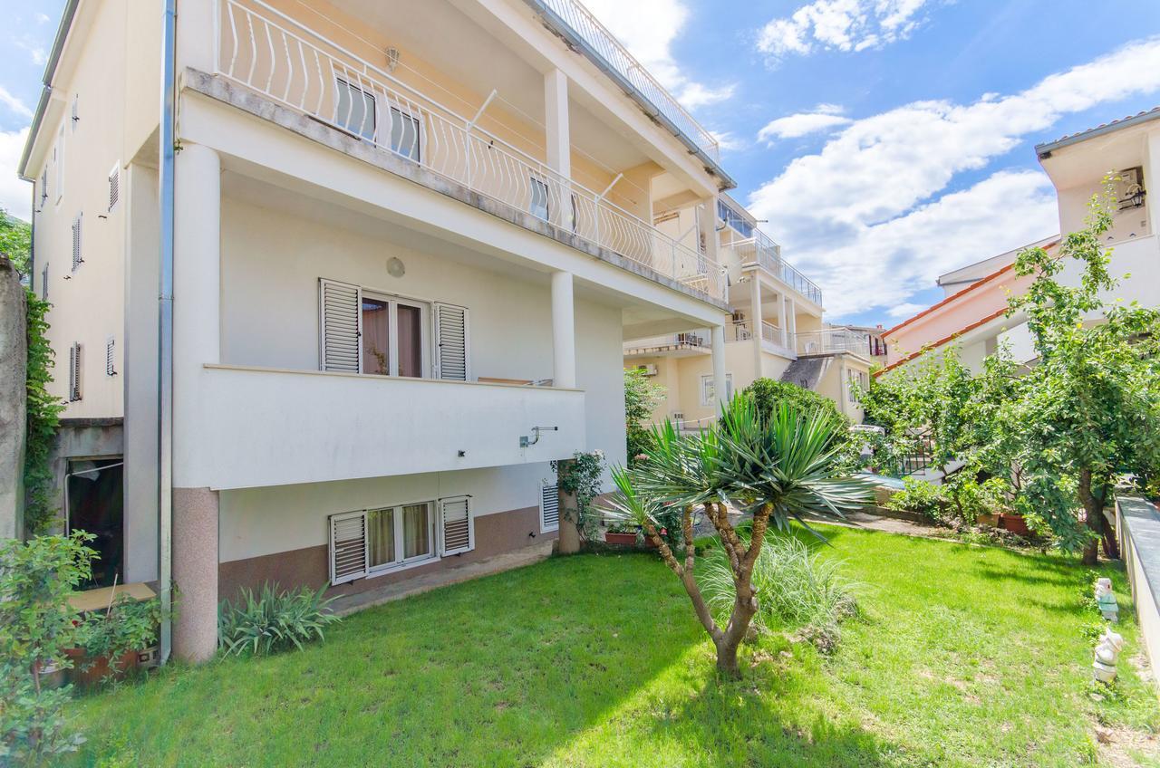 Apartments Mateo Baška Voda Extérieur photo