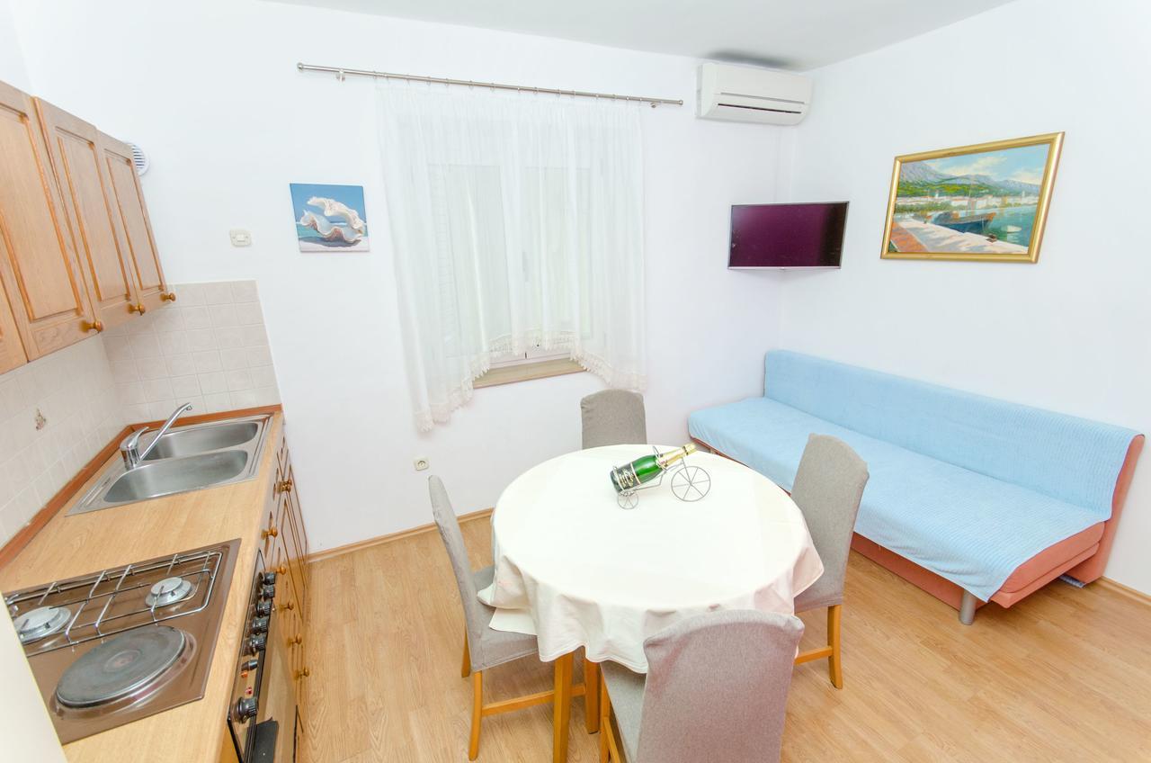 Apartments Mateo Baška Voda Extérieur photo