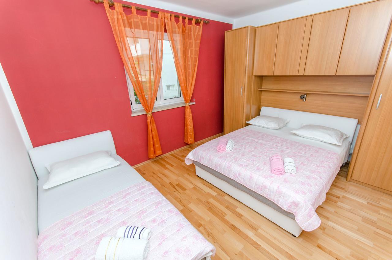 Apartments Mateo Baška Voda Extérieur photo